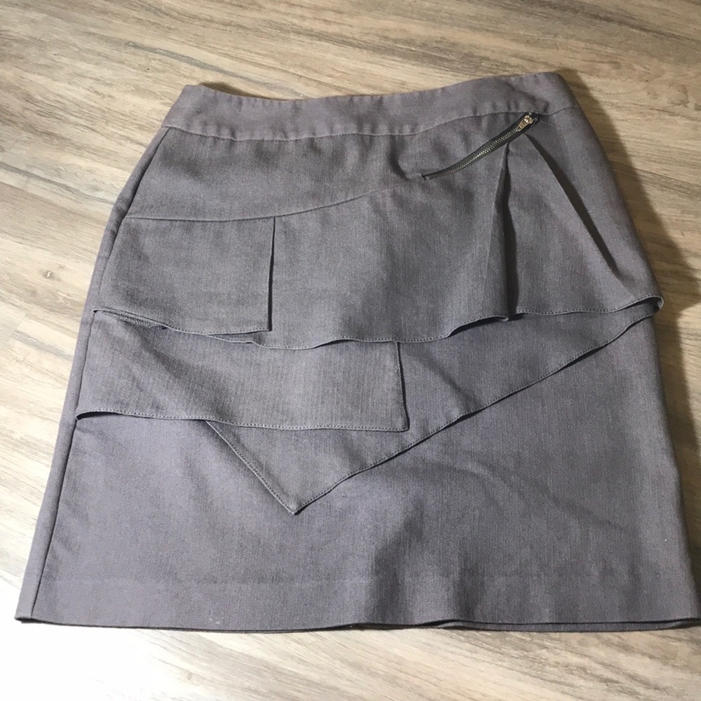 Larry Levine Stretch Tiered Skirt Sz 8